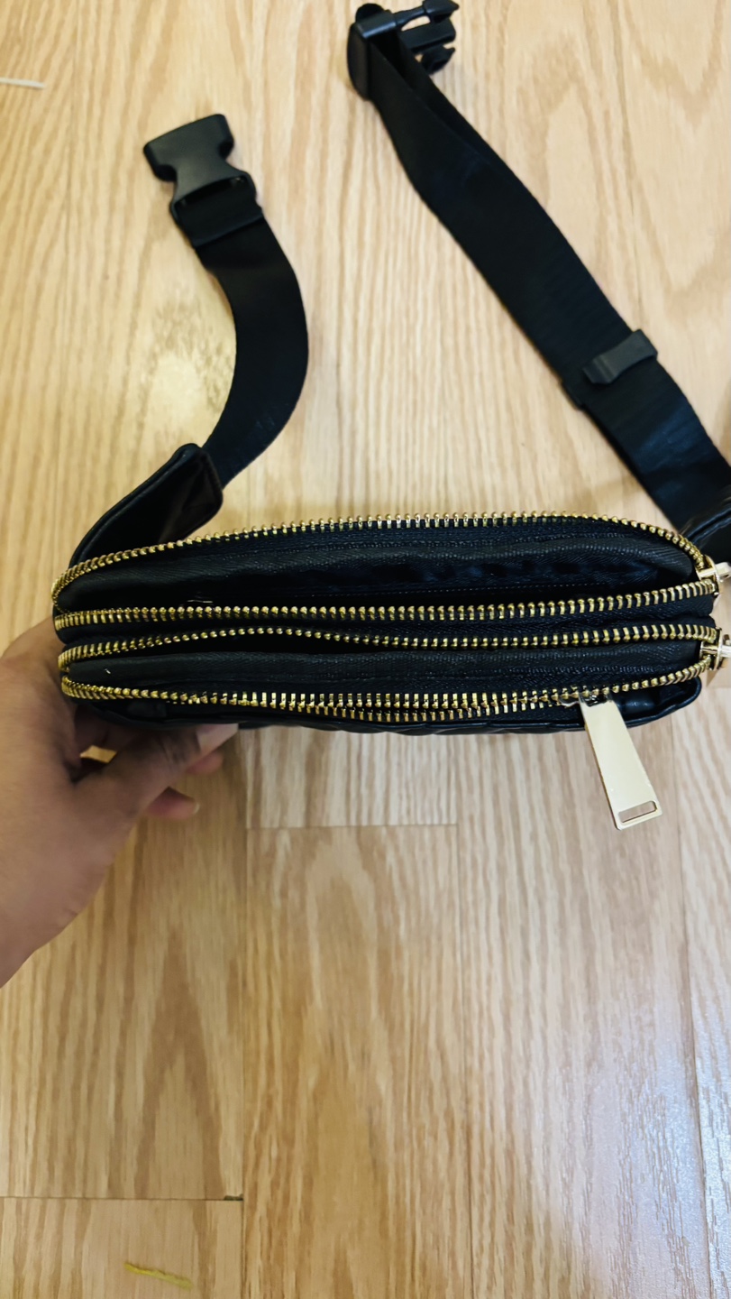 Black Quilted Fanny waist Pack with Adjustable Strap - photo 2