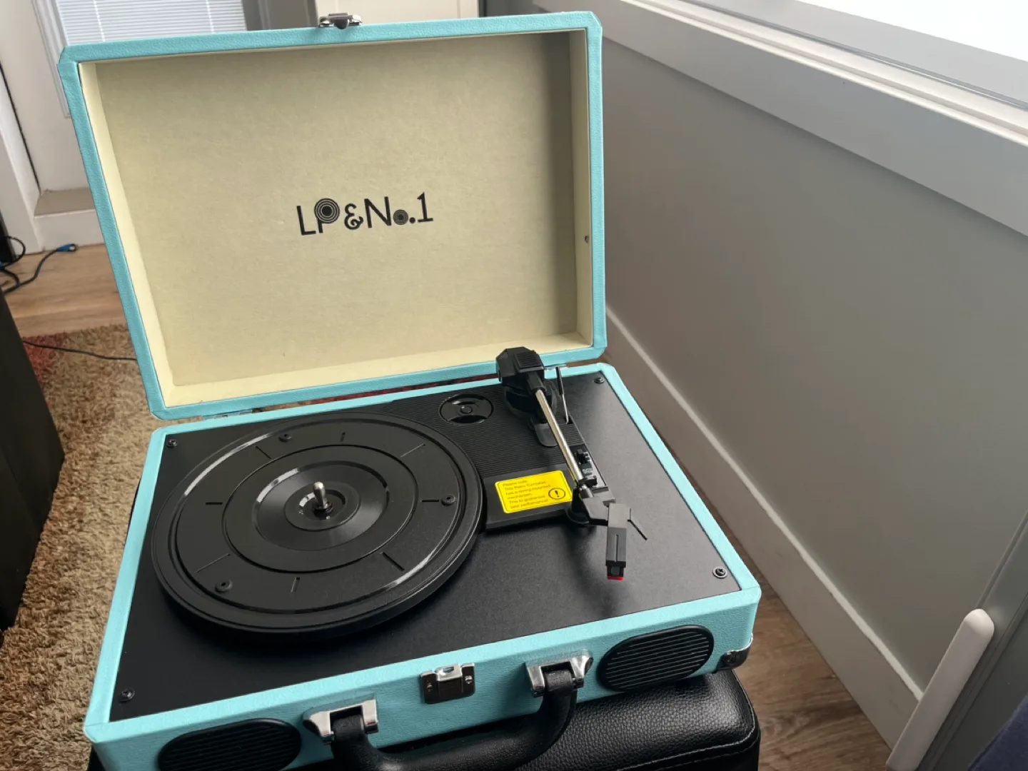 LP&No.1 Portable Suitcase Turntable - Light Blue image indicator(3)
