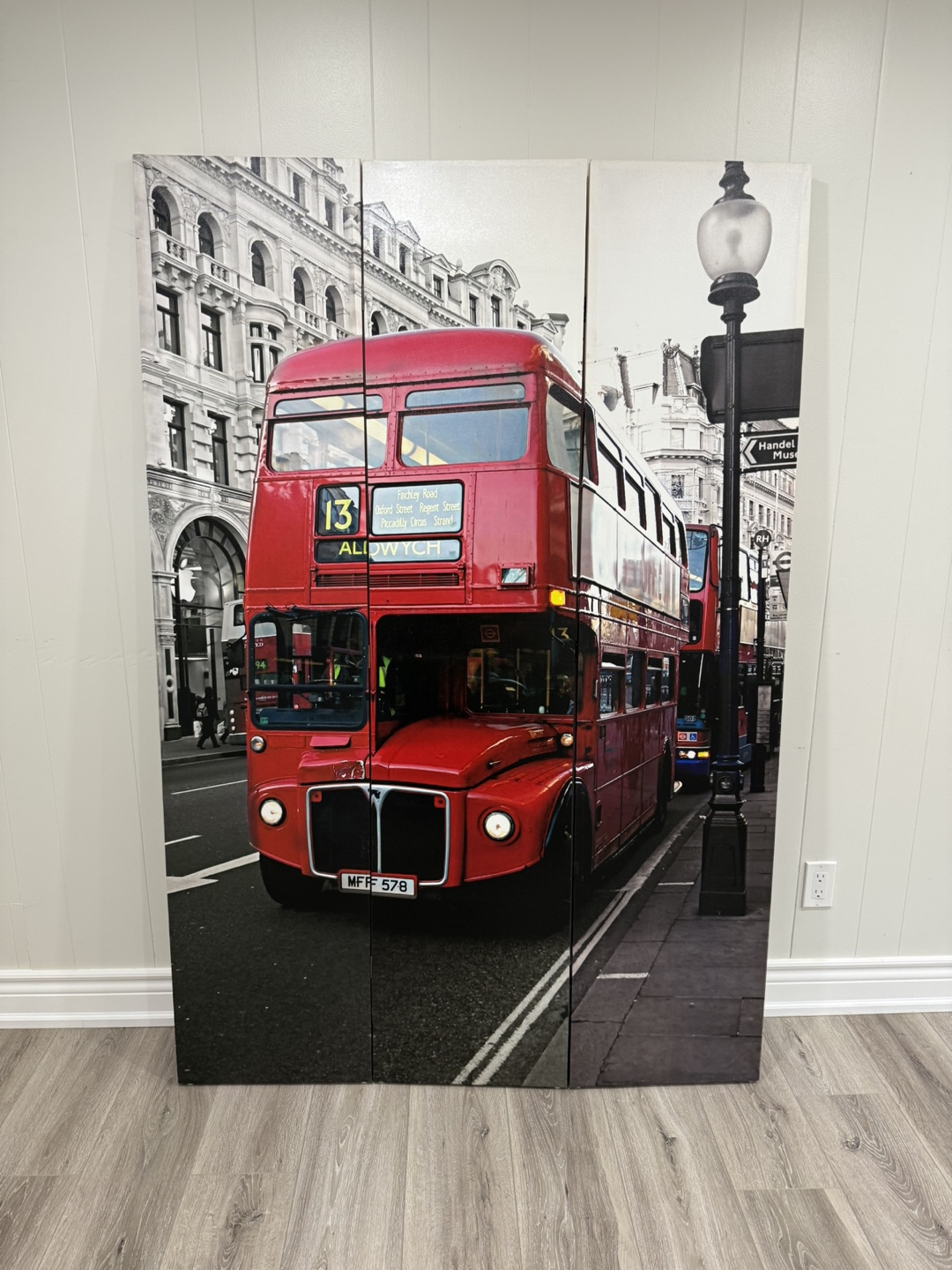 Three-panel Room Divider - London Bus Scene - photo 4