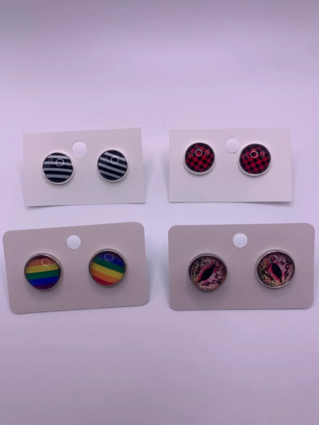 Variety of flat back earrings image indicator(7)