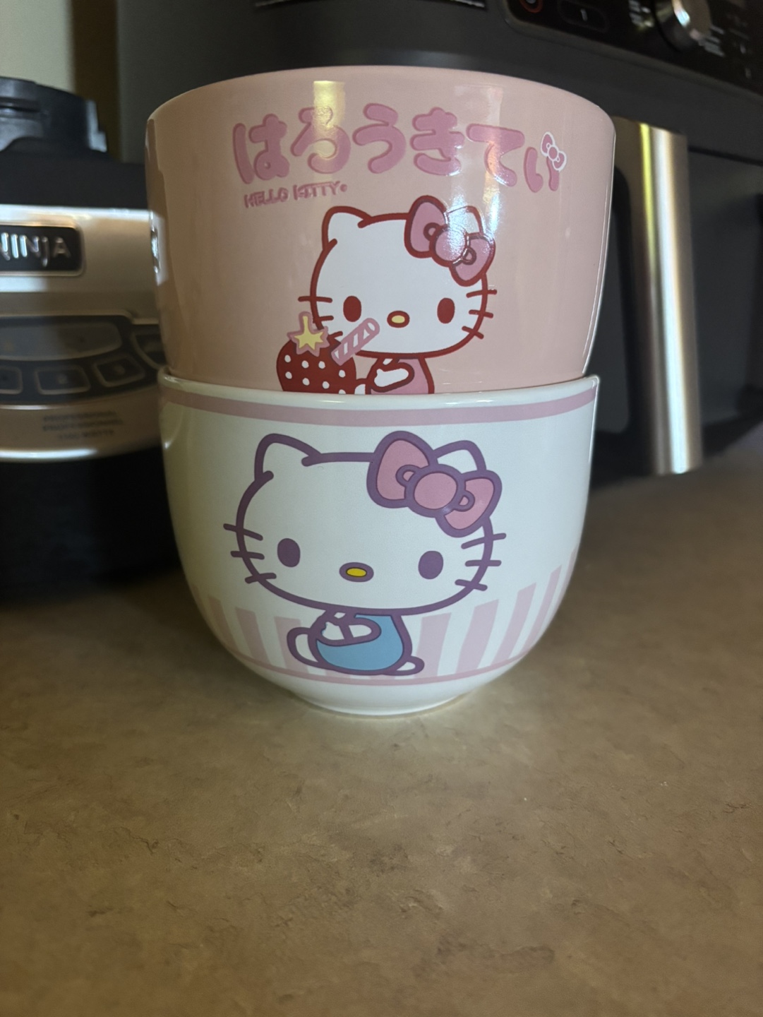 Hello Kitty Mug and Bowl and Dishes - photo 3