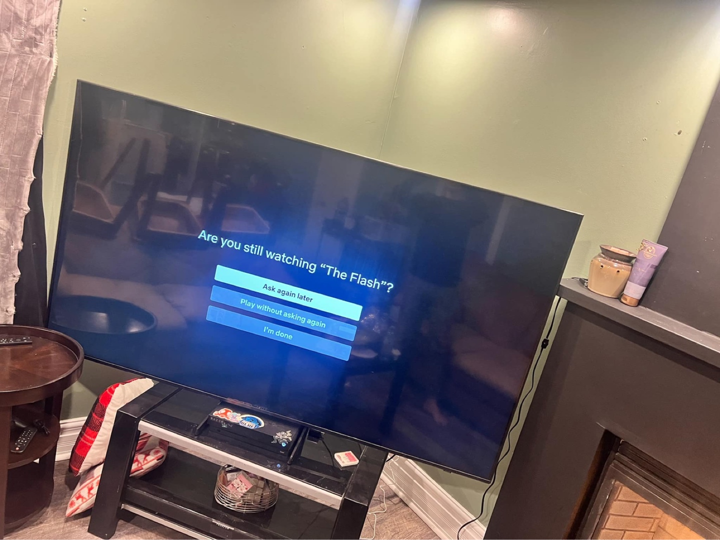 Samsung 65" 4K Smart TV - photo 2
