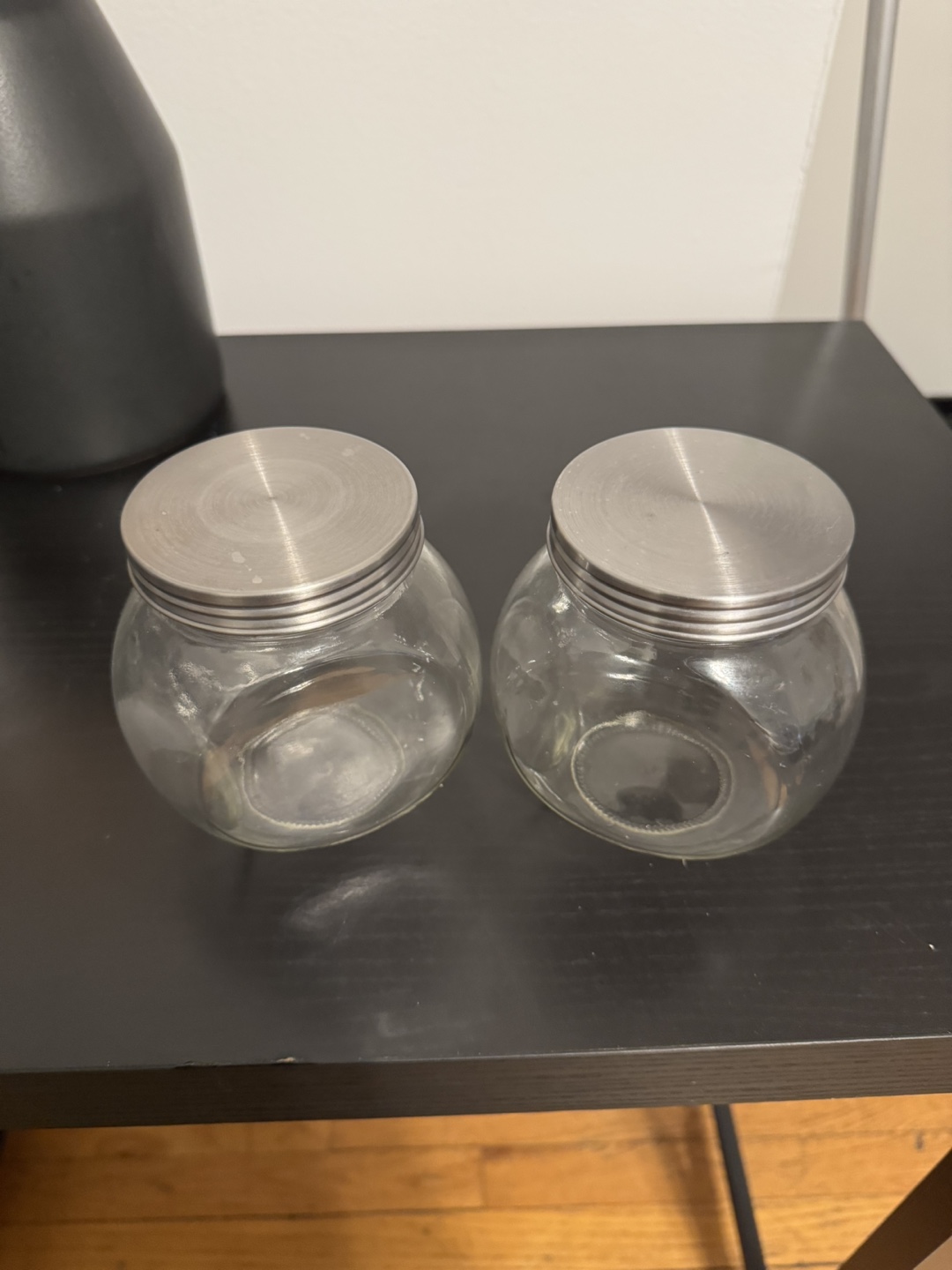 Glass Jars with Metal Lids