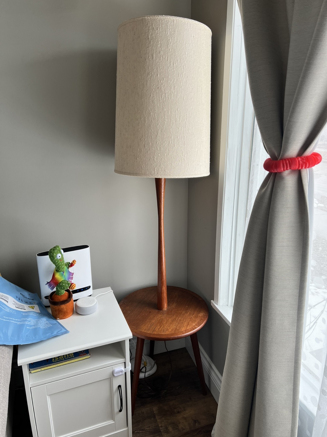Wooden Floor Lamp