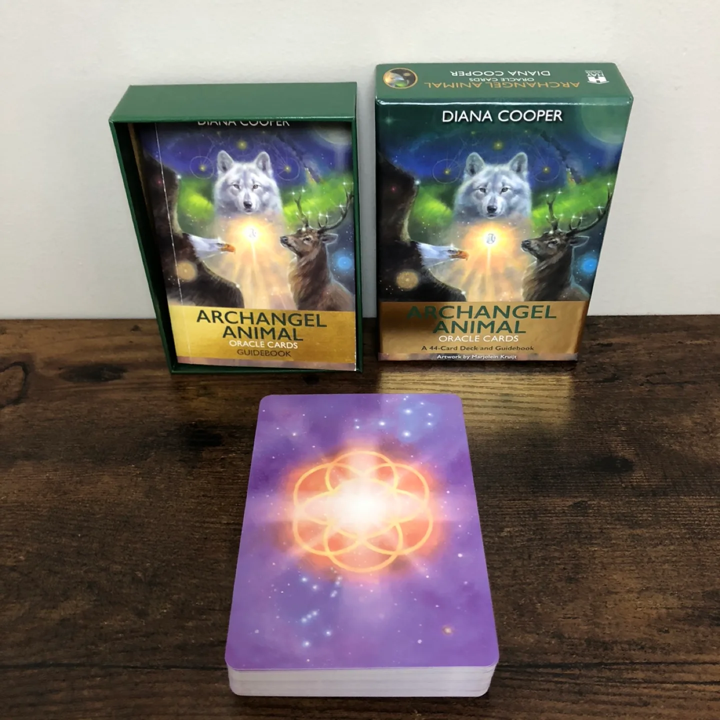 Archangel Animal Oracle Cards image indicator(3)