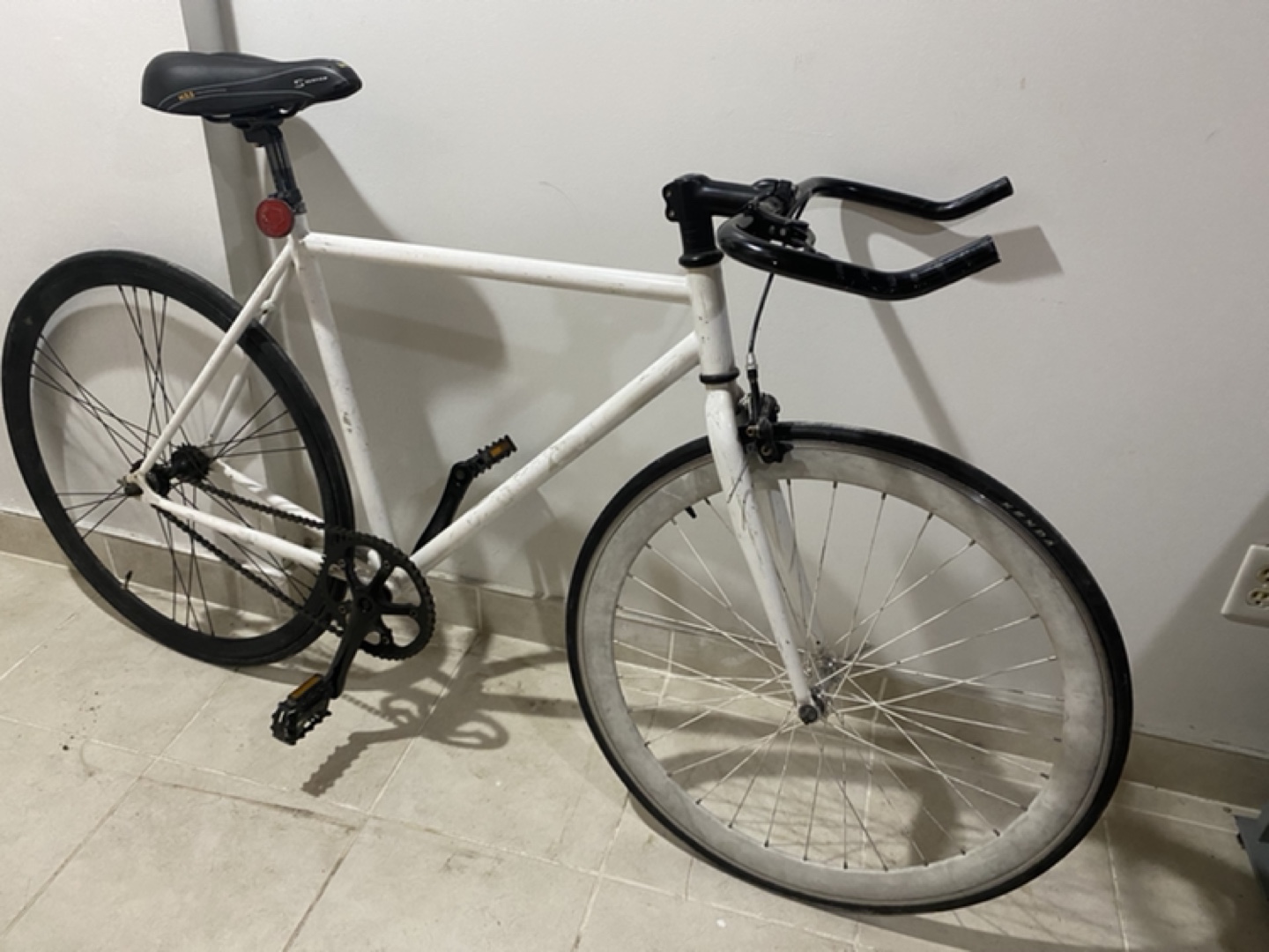 White Fixie Bike - photo 2
