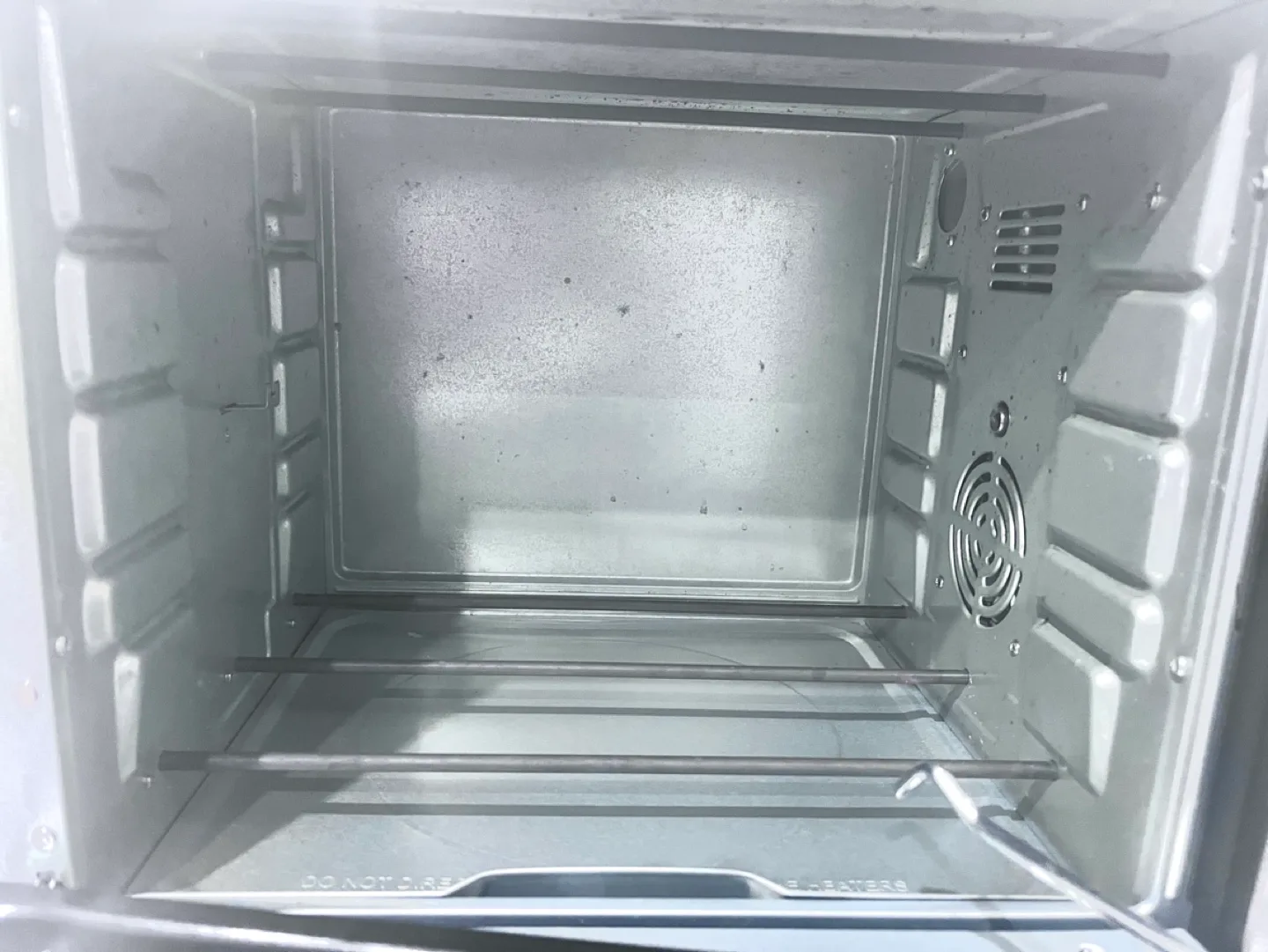 Whirlpool countertop oven 95%new in box image indicator(7)