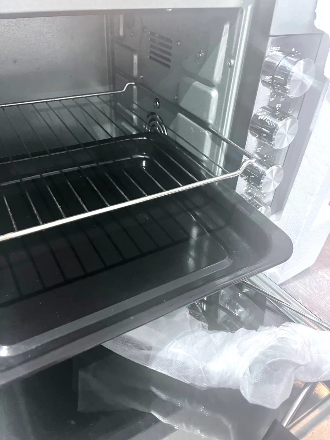 Whirlpool countertop oven 95%new in box image indicator(8)