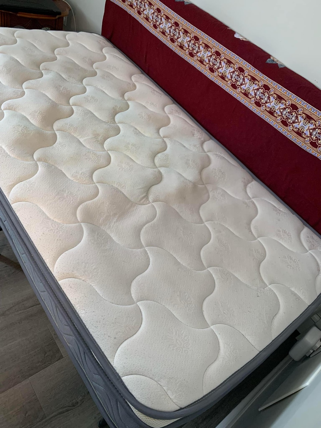Only Single Mattress - photo 2
