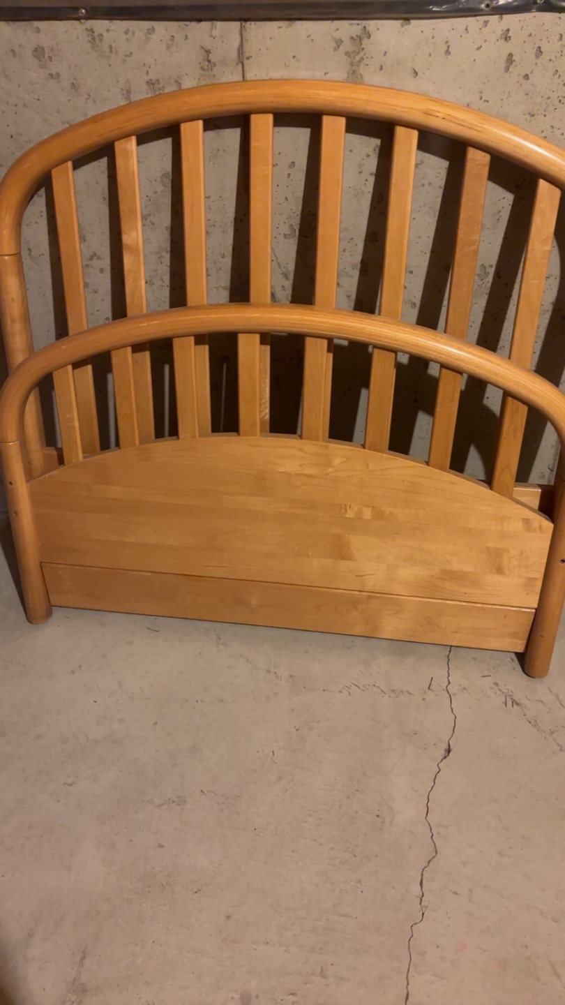 Wooden maple  single bed