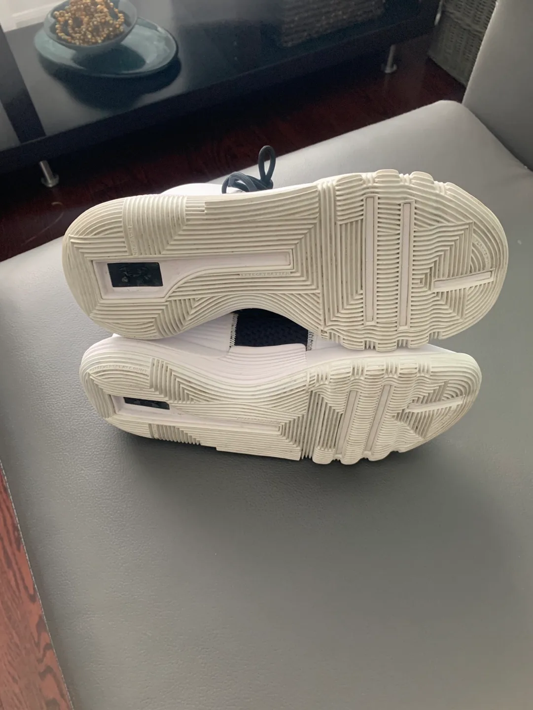 Brand New Under Armour Curry 8 Basketball Shoes - White/Black image indicator(3)