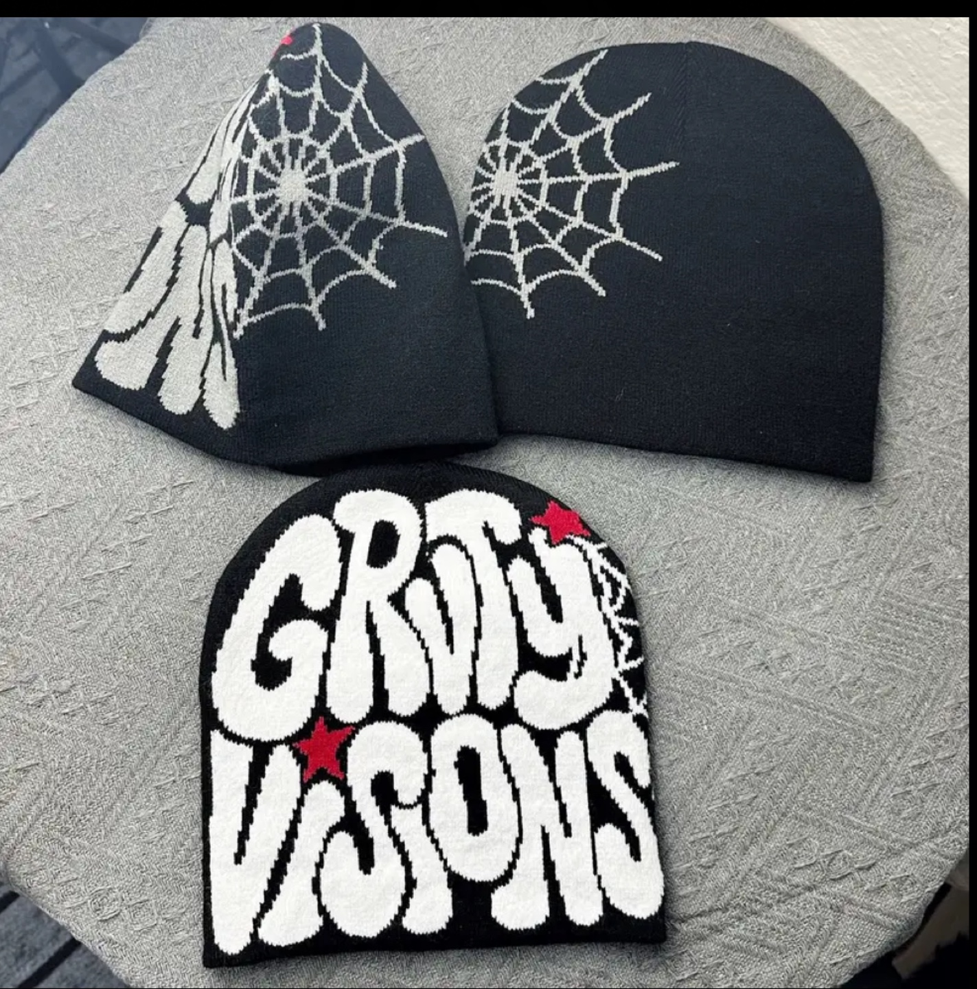 Y2K Grvty beanie