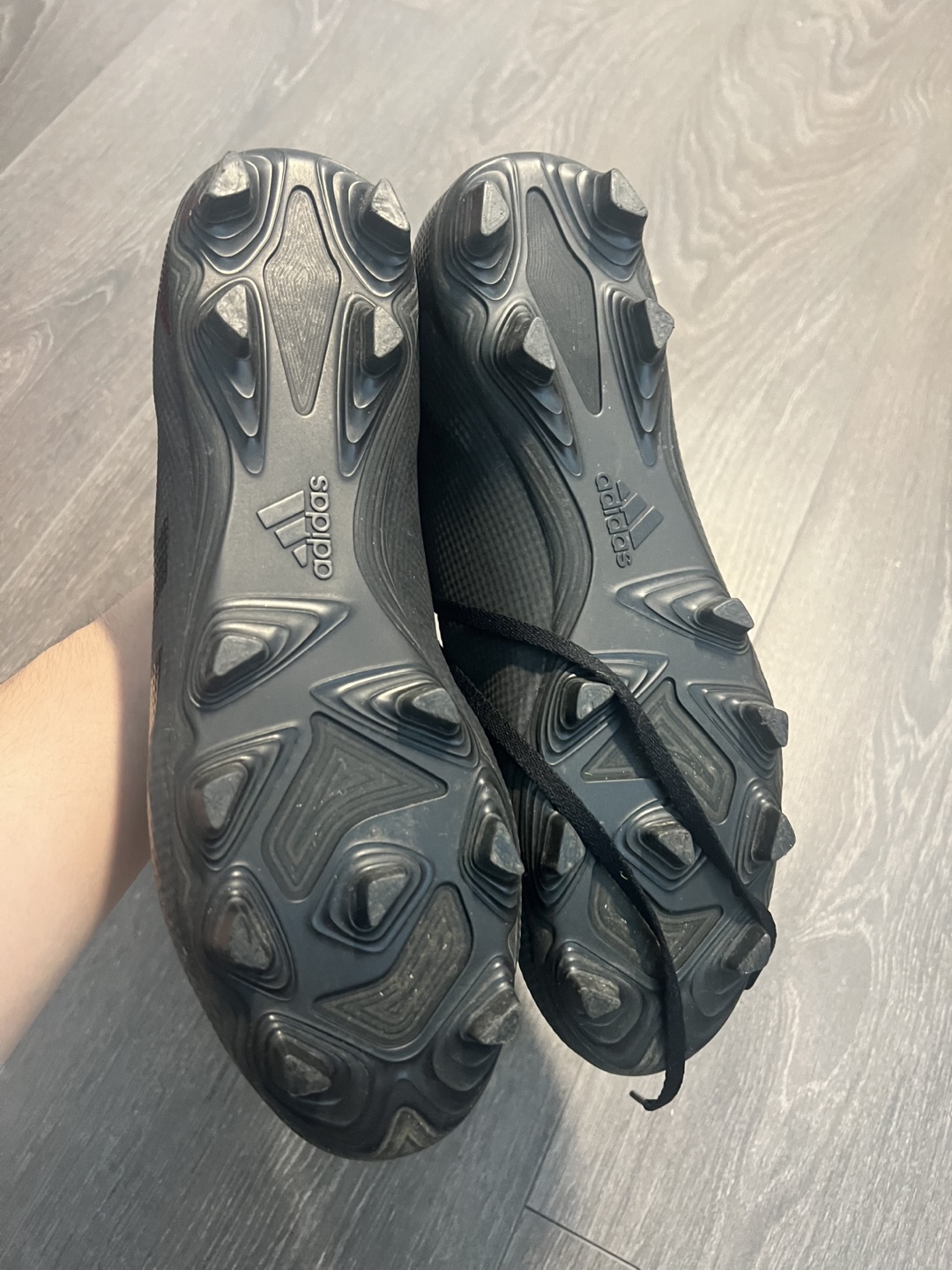Adidas Football Cleats - Size 10.5 - photo 2