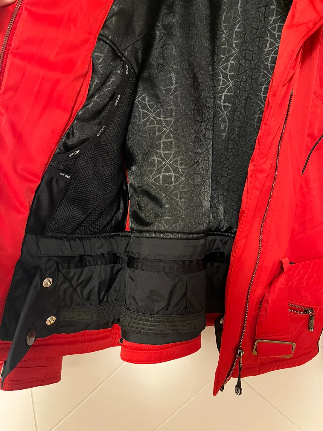 Spyder Ski Jacket with Faux Fur Trim Size M image indicator(3)