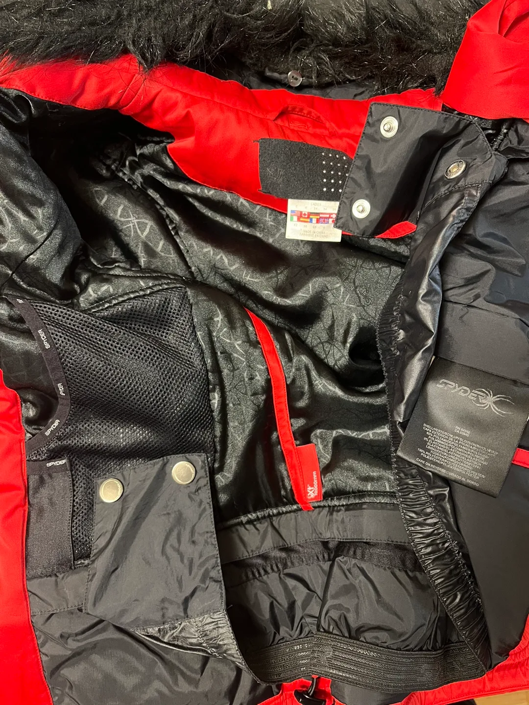 Spyder Ski Jacket with Faux Fur Trim Size M image indicator(4)