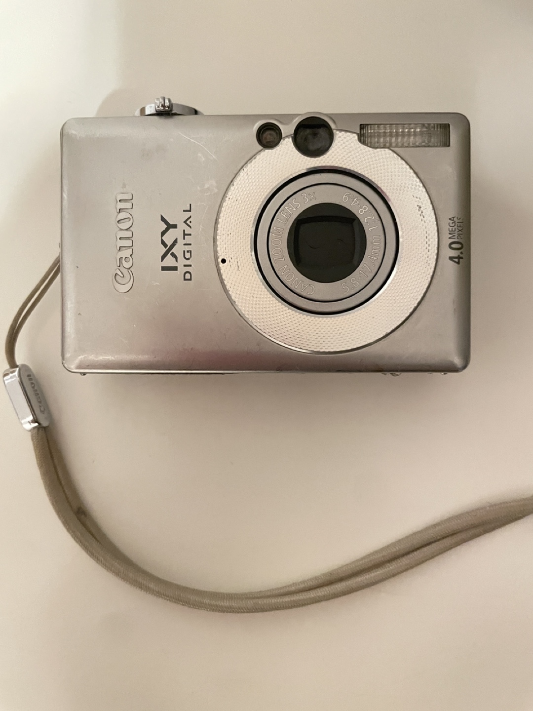 Canon IXUS 50 Digital Camera with Charger - photo 2