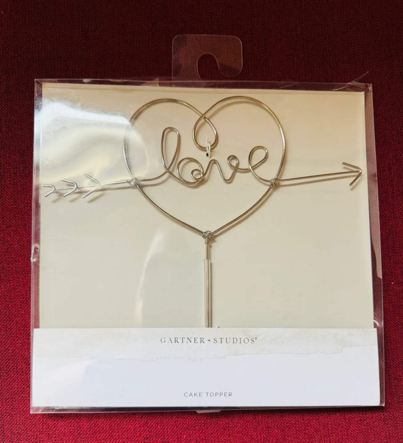 💍 NEW Gartner Studios Cake Topper - Love Heart Arrow image indicator(2)