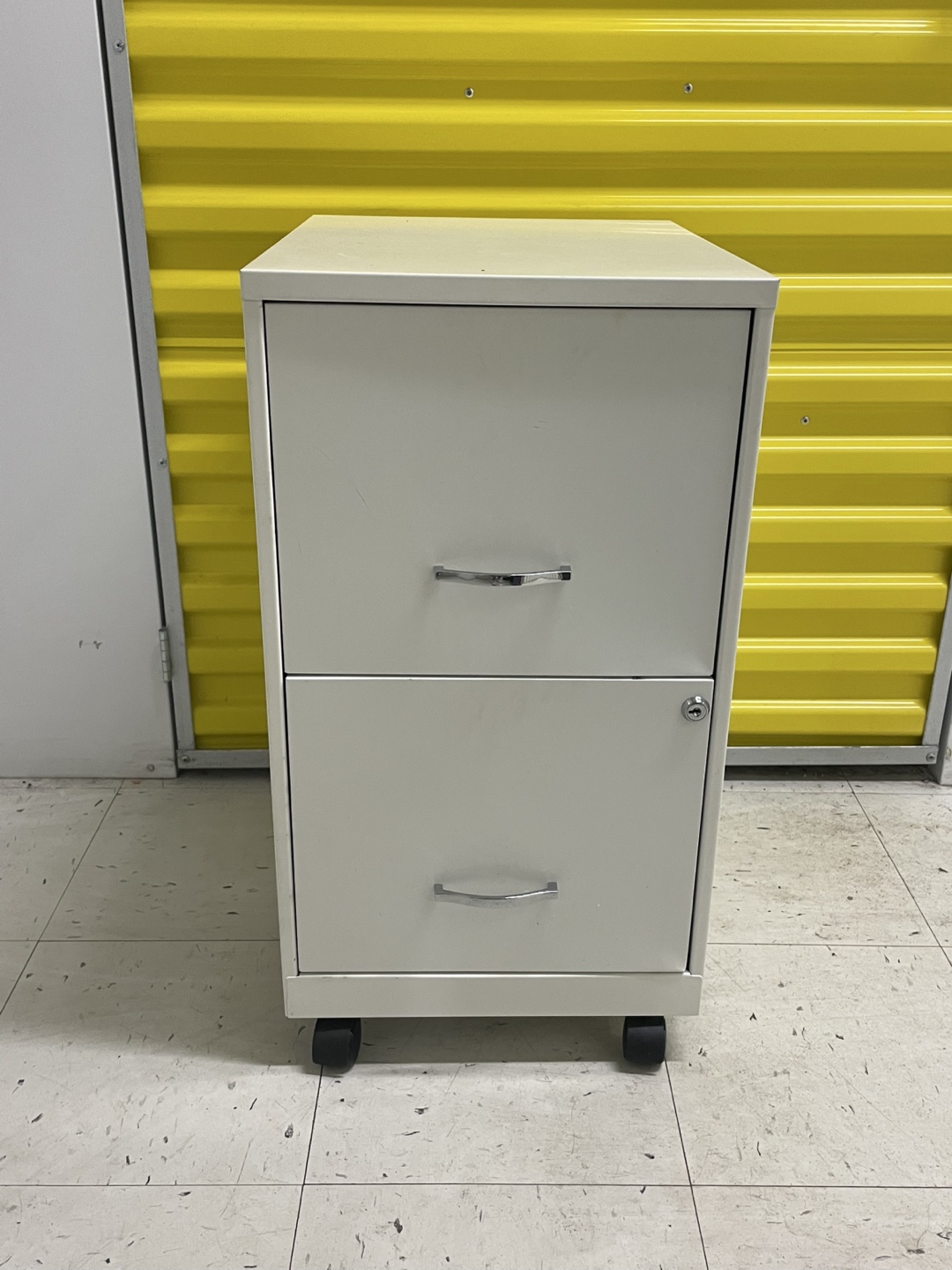 White Metal 2-Drawer Mobile File Cabinet with Key
