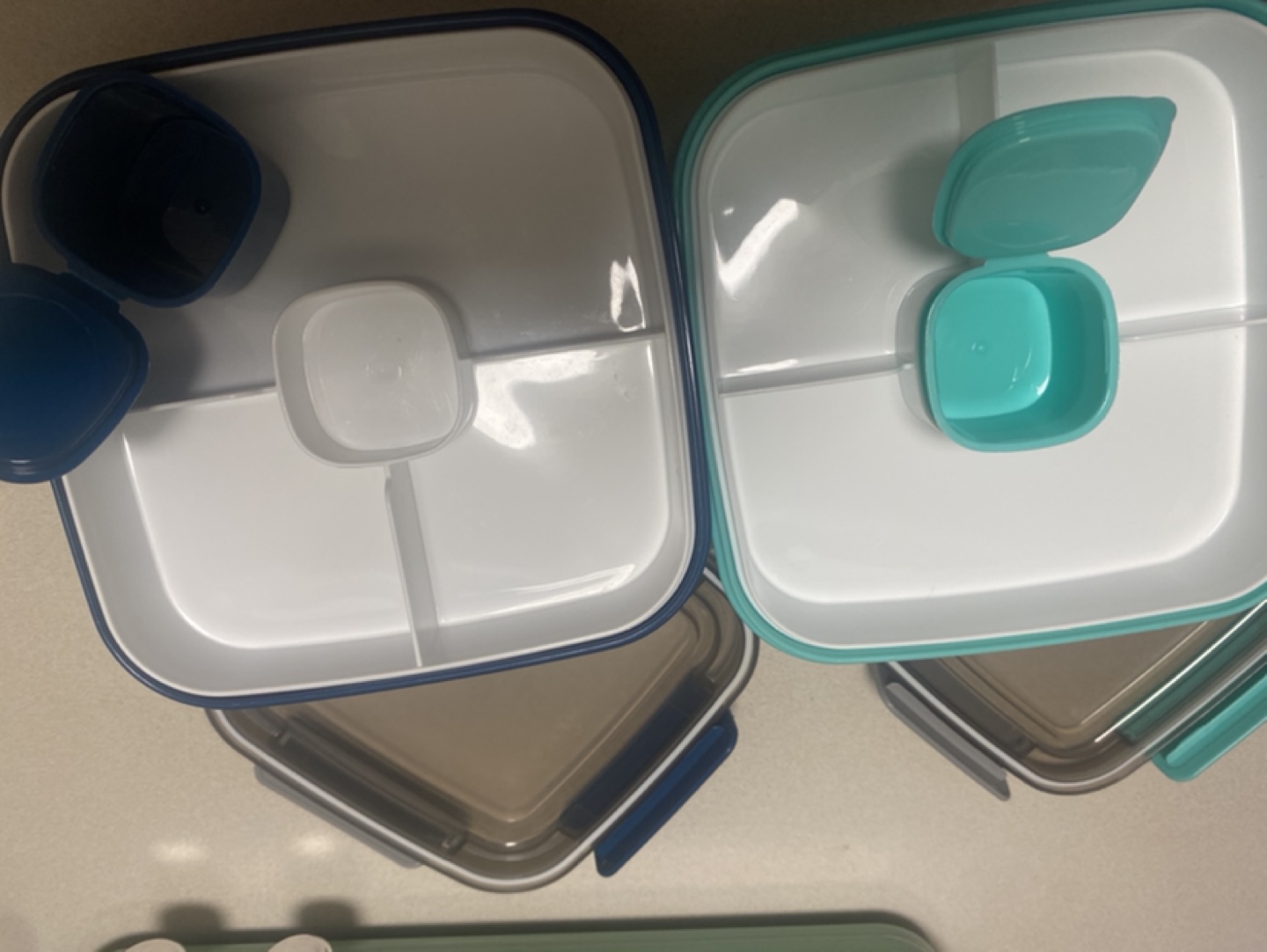 Set of 2 Leakproof Divided Food Containers - photo 2