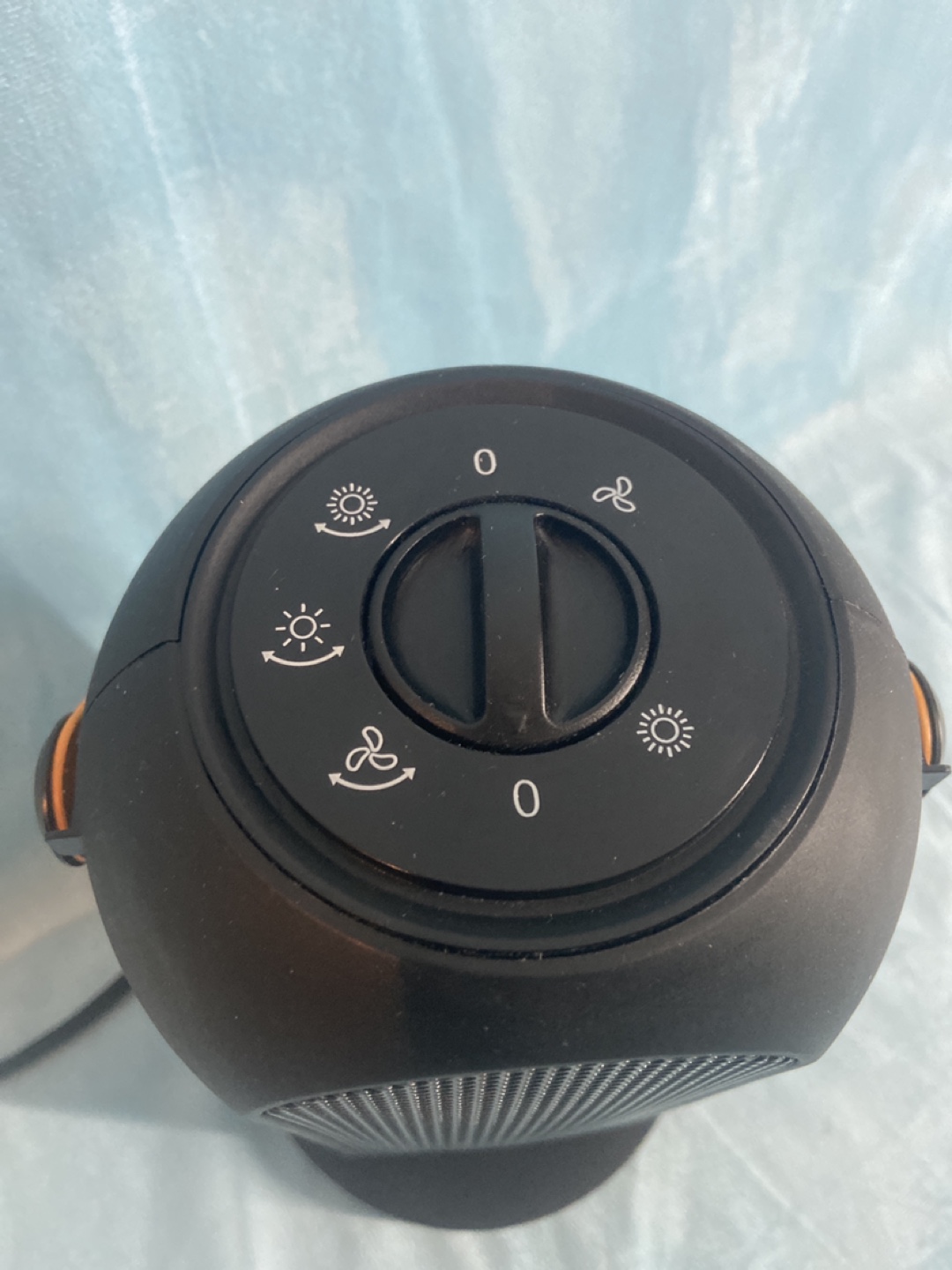 Portable Personal Heater with Rotation Settings - photo 3