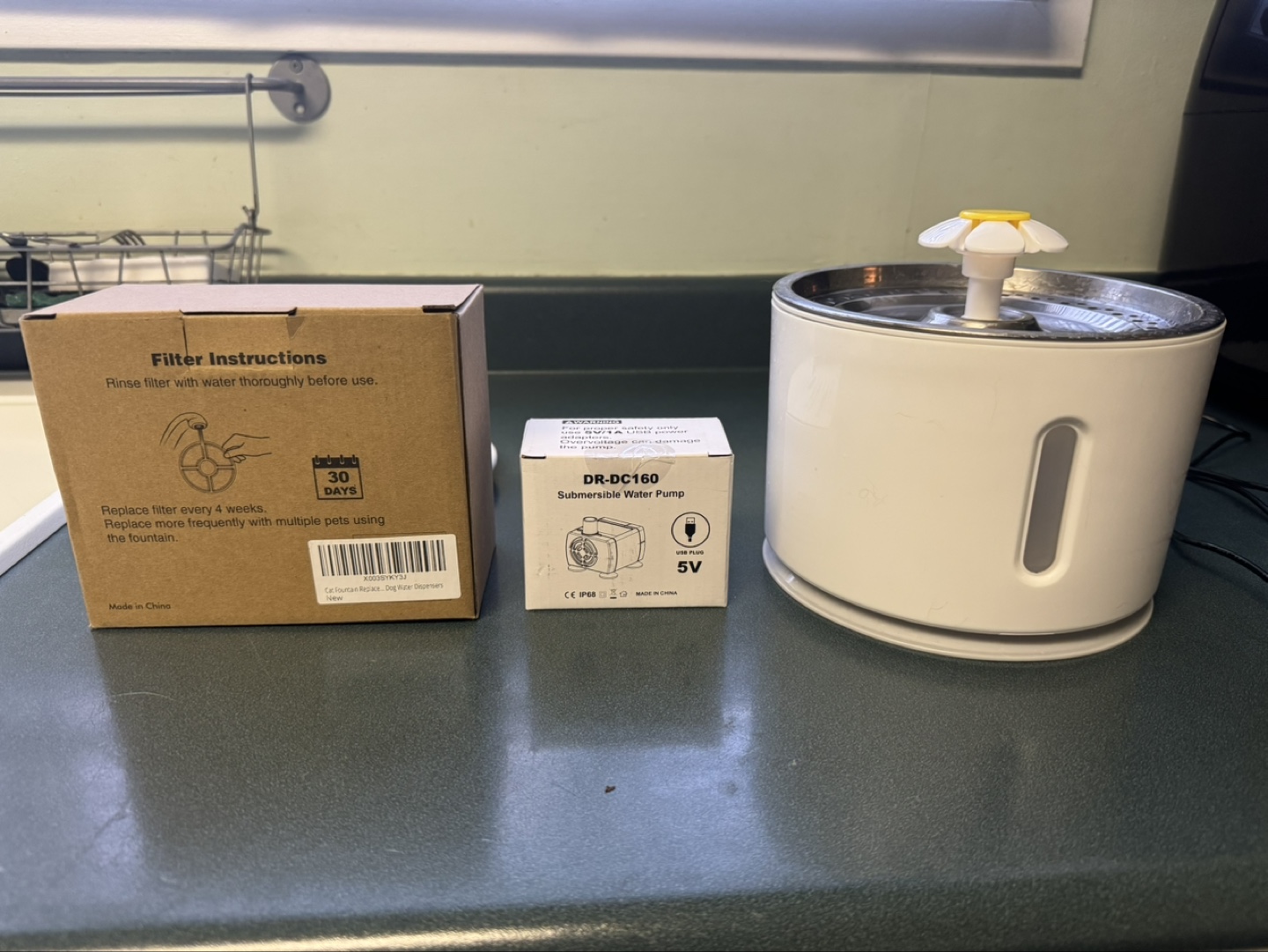 💚Pet Water Fountain with Filter and Submersible Pump
