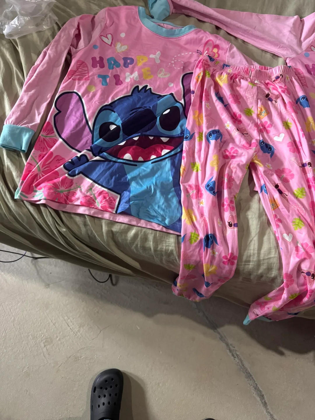 Stitch Pajamas - Size L image indicator(2)