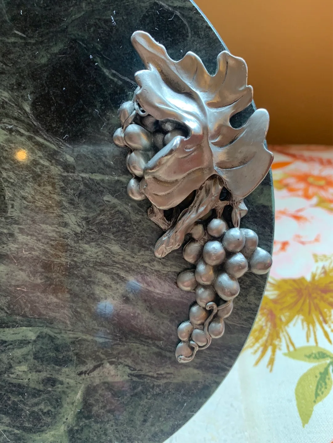 Seagull Pewter and Green Marble Cheese Board image indicator(3)