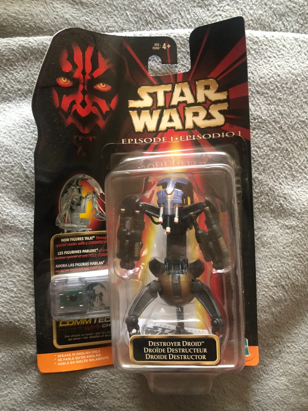 Star Wars figures on card image indicator(2)