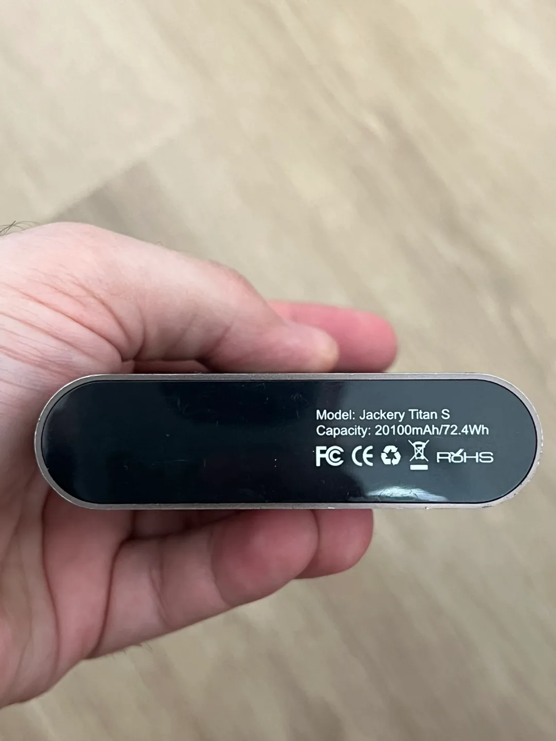 Jackery Portable Charger 20100mAh image indicator(2)