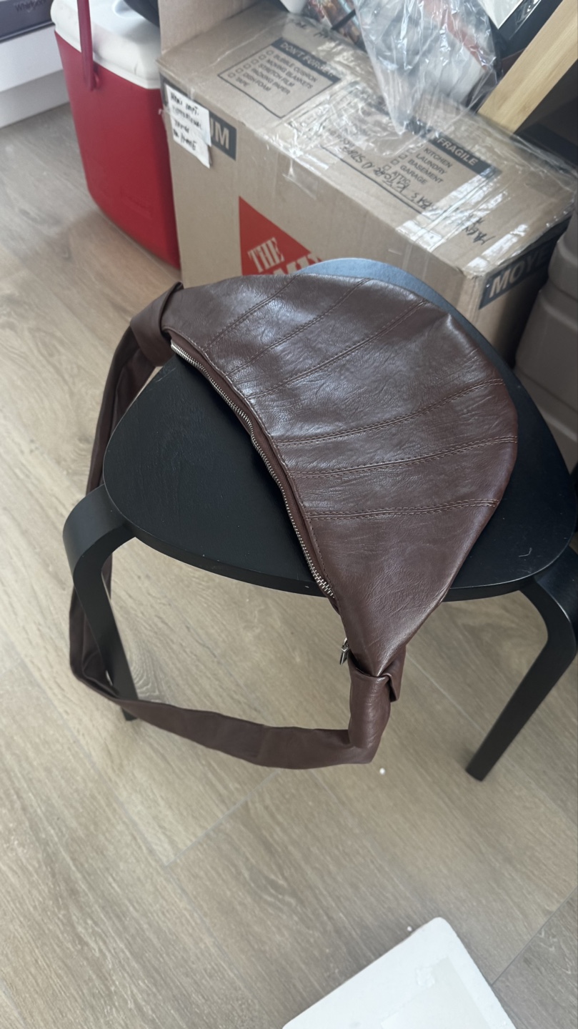 Brown Leather Fanny Pack - photo 2