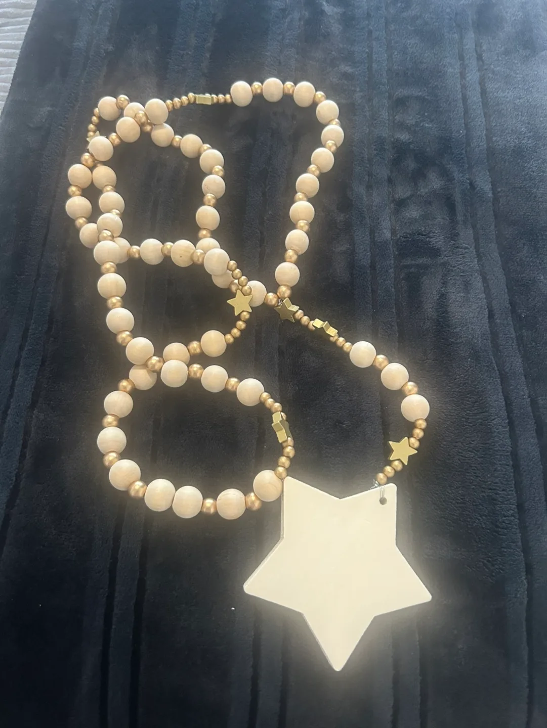 Wooden Beaded Garland with Star Charm image indicator(4)