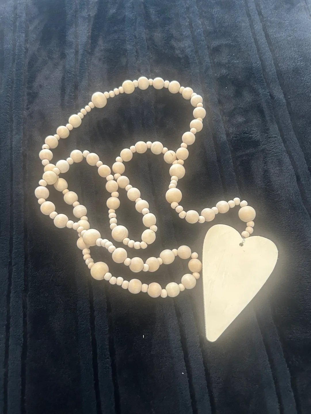 Wooden Beaded Garland with Star Charm image indicator(7)