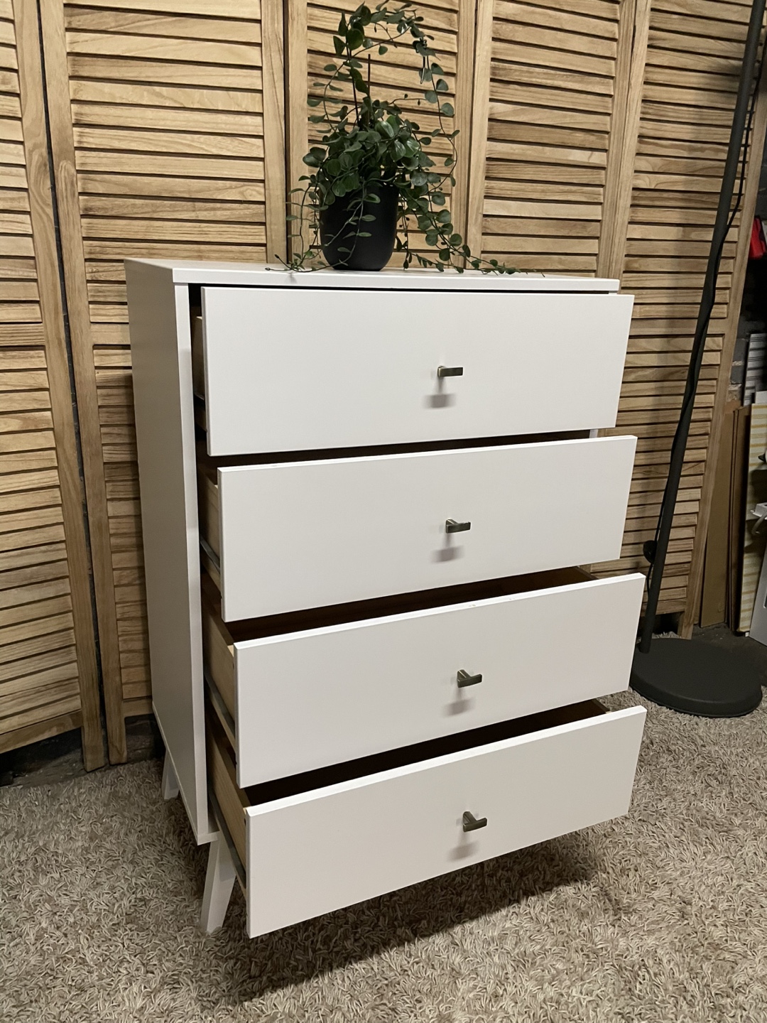 Modern 4 drawer dresser - photo 4