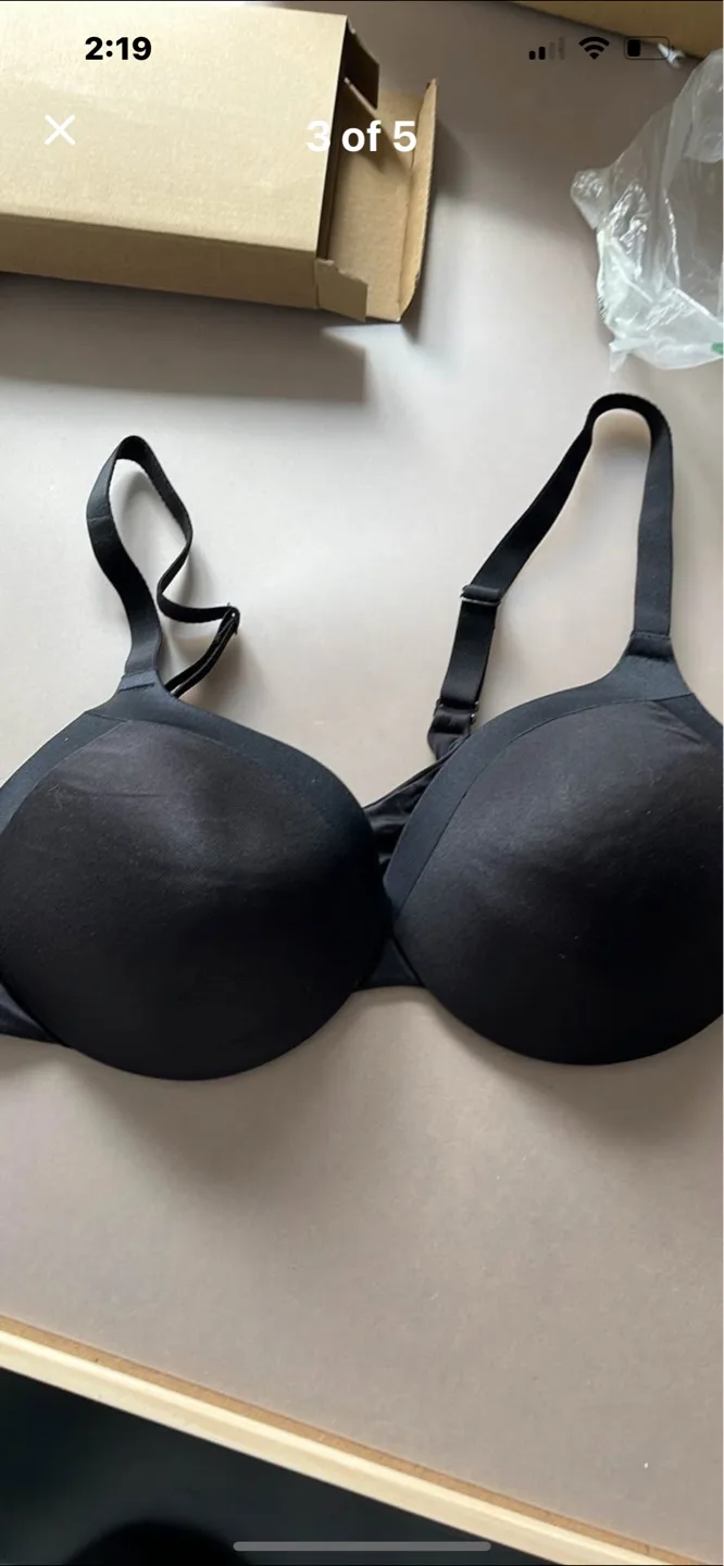 NEW Bras thumbnail
