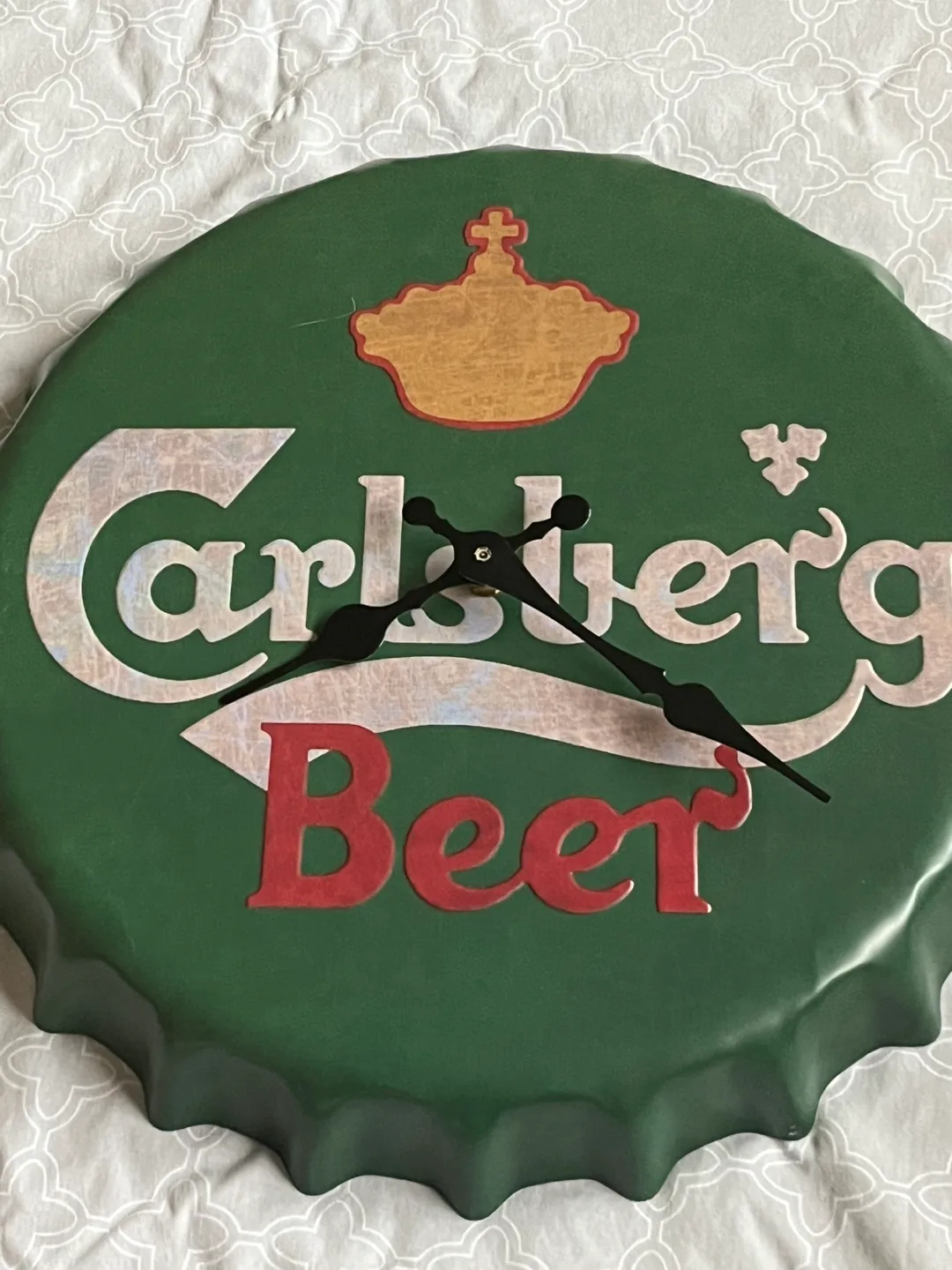 Carlsberg Beer Bottle Cap Clock image indicator(2)