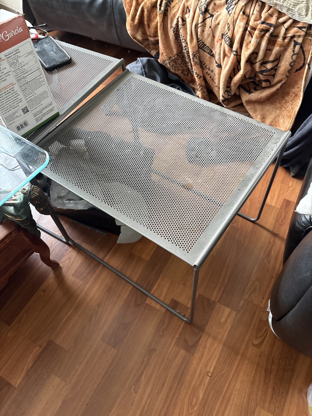 1 Metal Mesh Nesting Side Table 💚