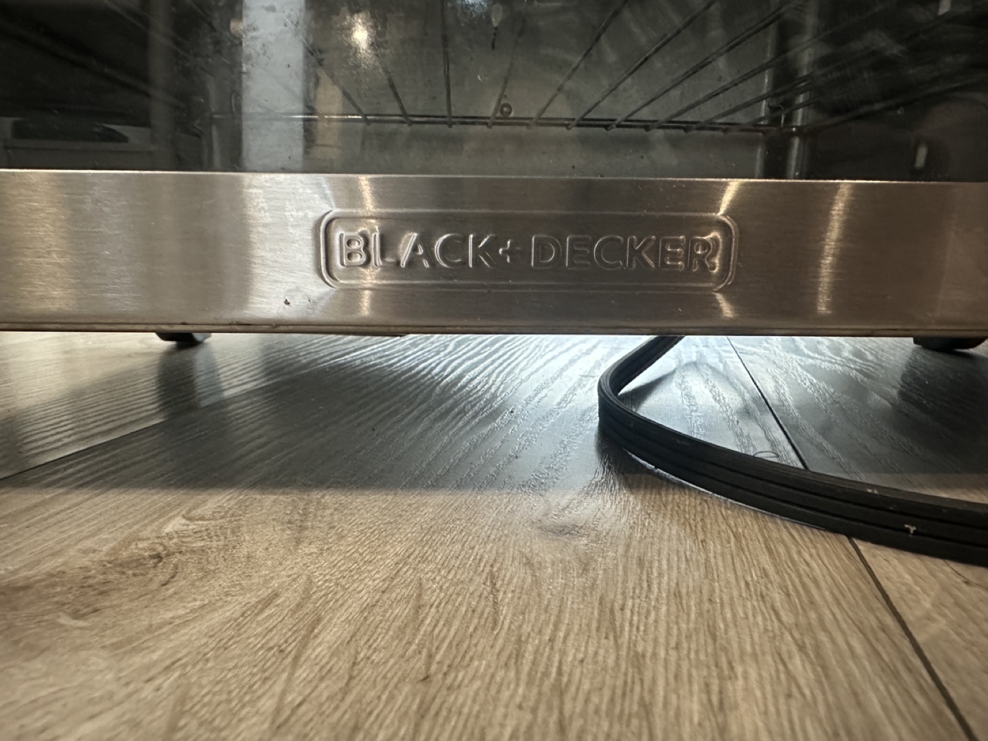 Black+Decker 4-Slice Toaster Oven - photo 4