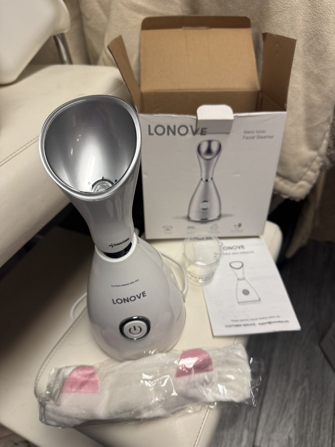 💚Skincare Bundle: Serums, Facial Scrubber, and More! - photo 2