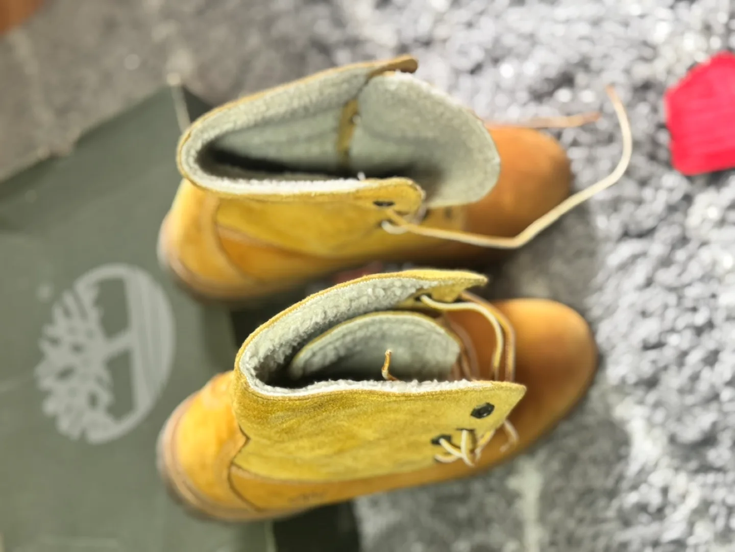 Timberland Wheat Suede Boots image indicator(4)