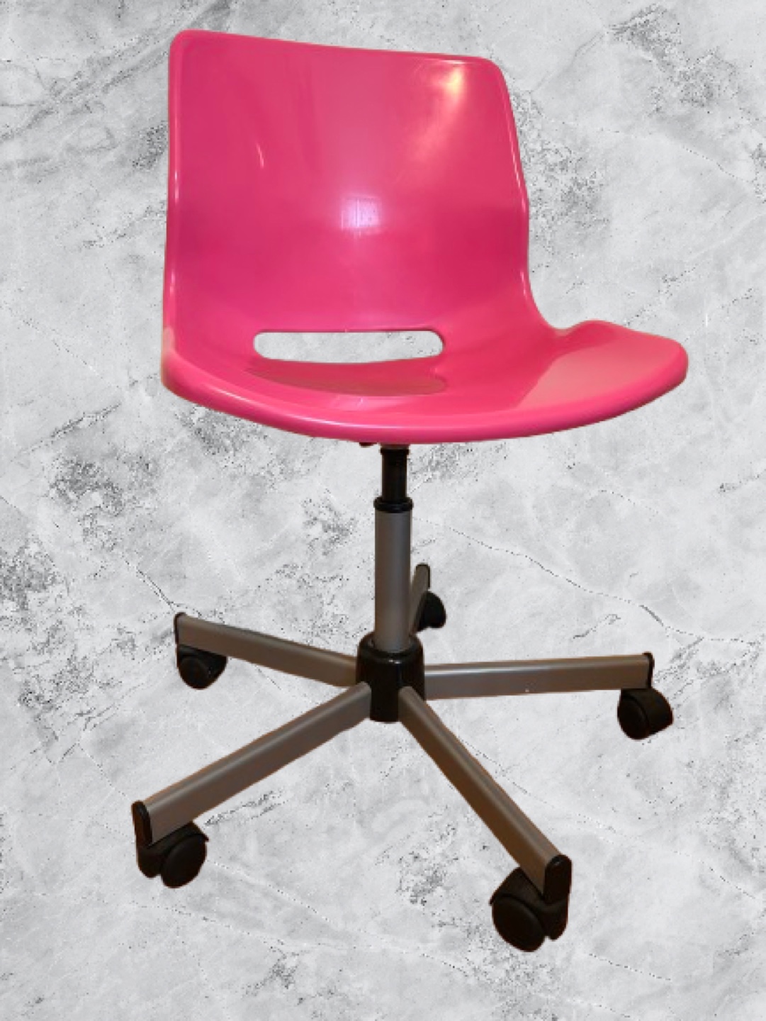 Pink Swivel Chair 💚