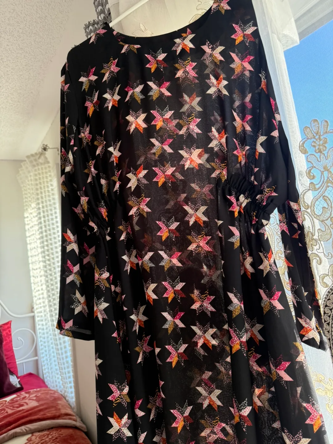 Gorgeous Star Print Midi Dress image indicator(4)