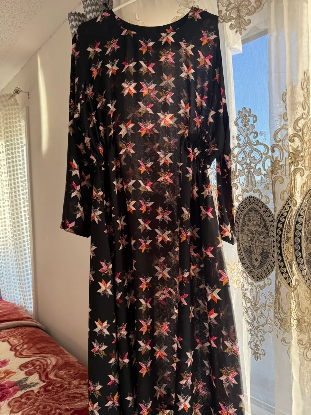 Gorgeous Star Print Midi Dress image indicator(5)