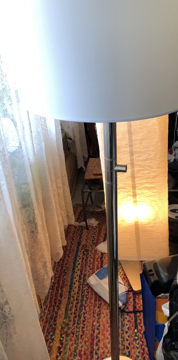 Sleek Chrome Floor Lamp with White Shade 💚 - photo 3