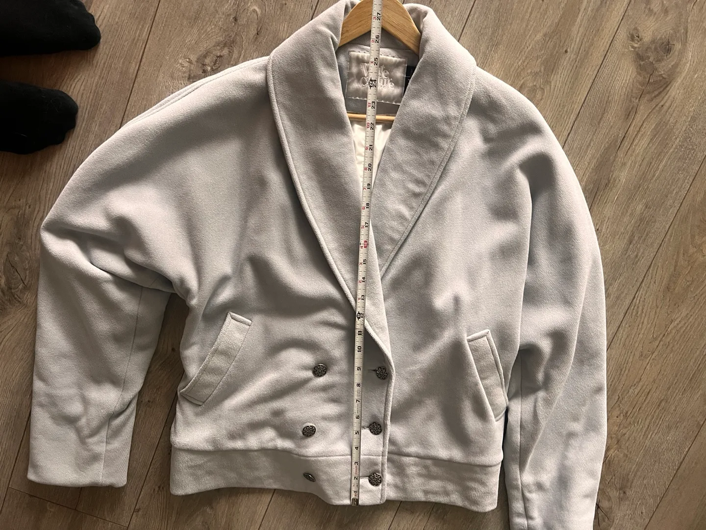 Vaute Couture vegan short kimono Bomono Gray Luxe image indicator(3)