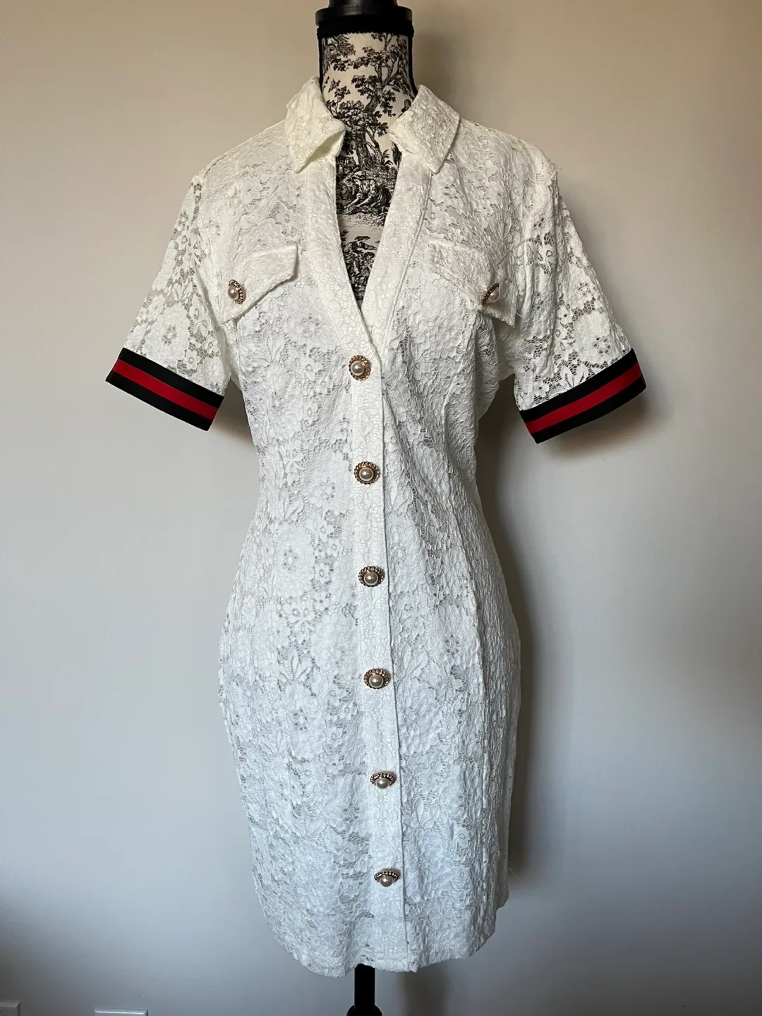 Elegant White Lace Button-Down Dress thumbnail