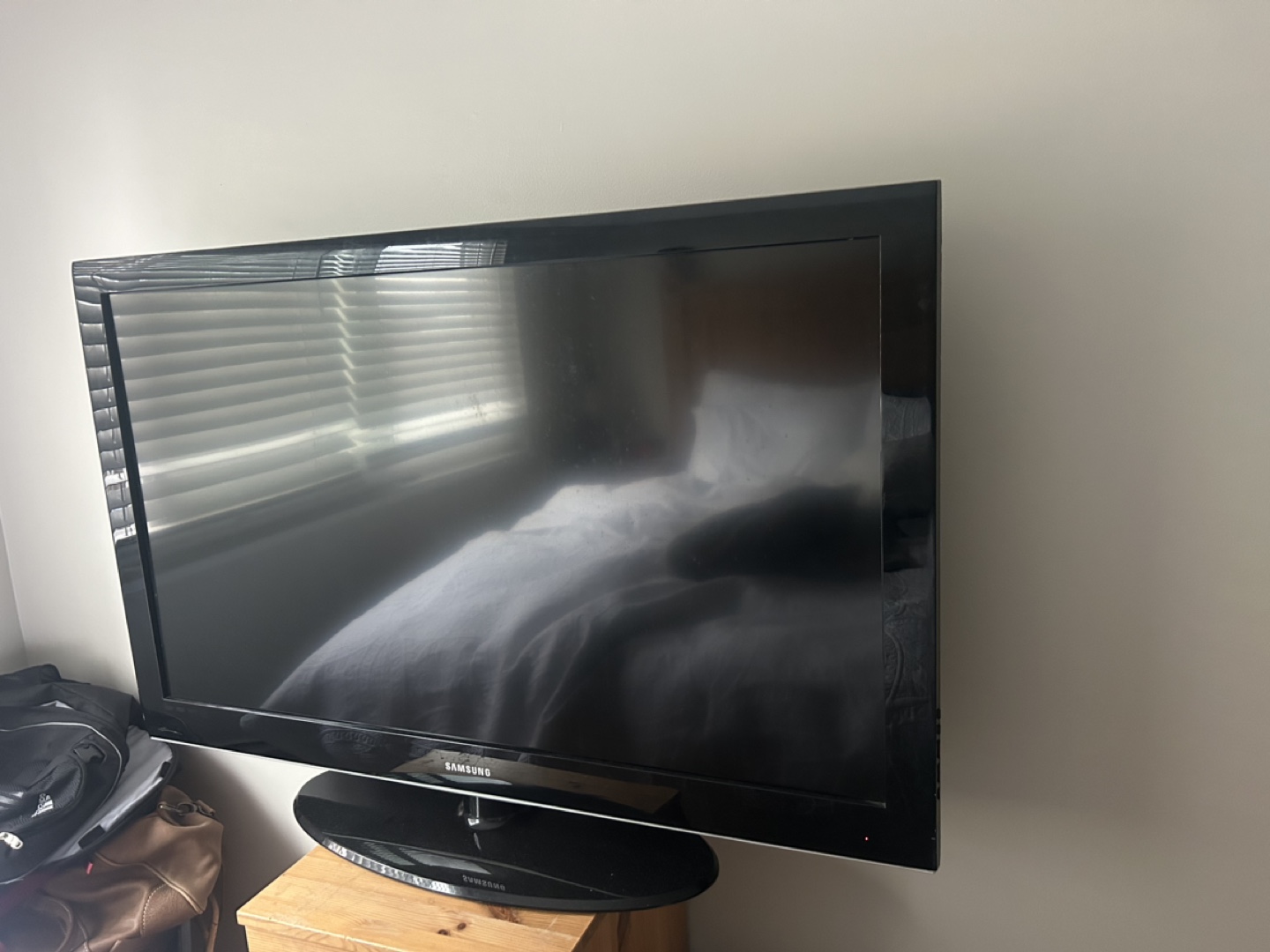 Samsung LN46A550P3F 46-inch LCD HDTV