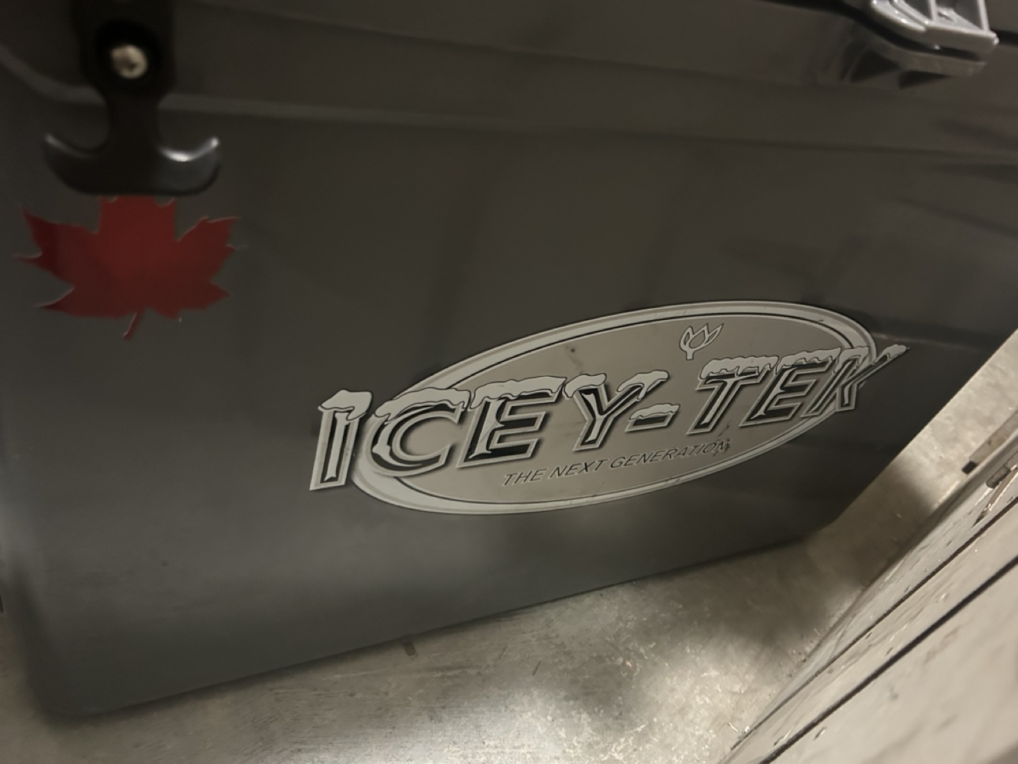 Icy-Tek Cooler 135L - photo 4