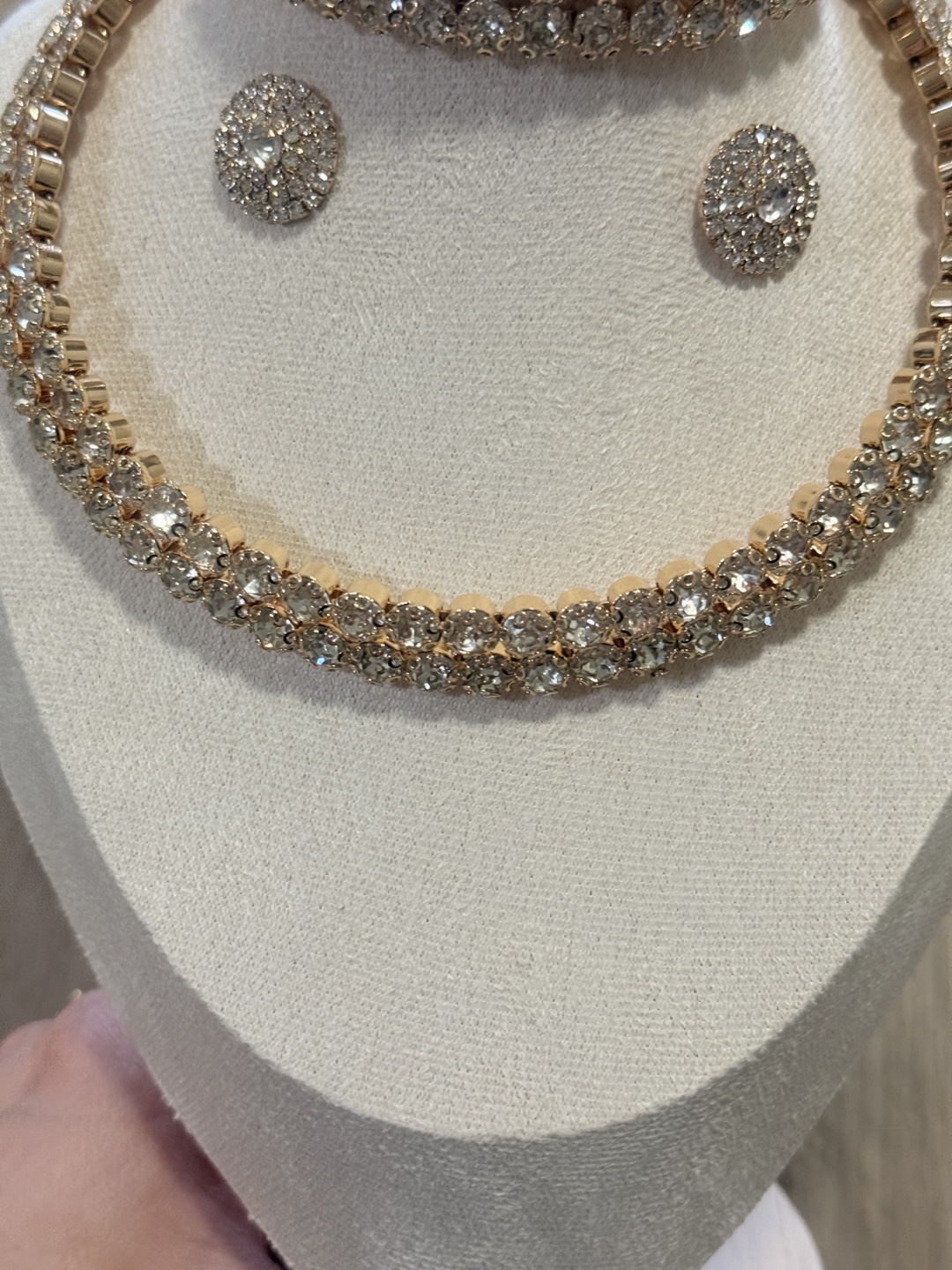 Gold Rhinestone Jewellery Set - Necklace, Bracelet & Earrings - photo 4