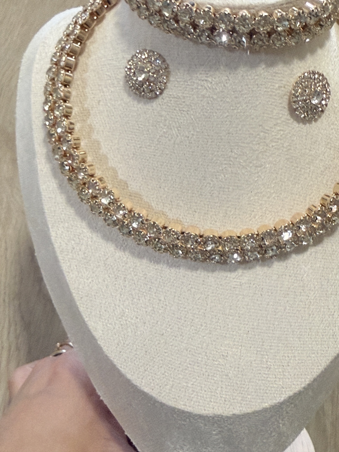 Gold Rhinestone Jewellery Set - Necklace, Bracelet & Earrings - photo 3