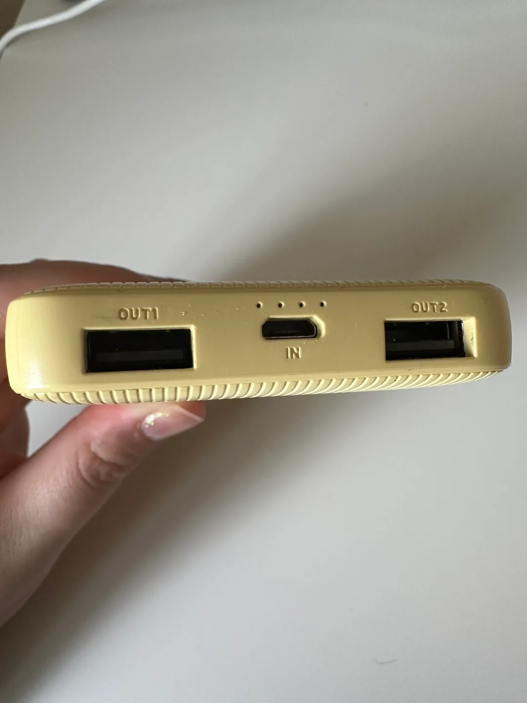 MINISO Portable Charger - Pale Yellow 💚 image indicator(3)